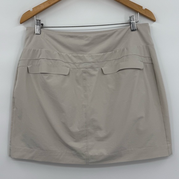 Athleta Soho Skort in Abalone | Size 12 - Picture 3 of 8